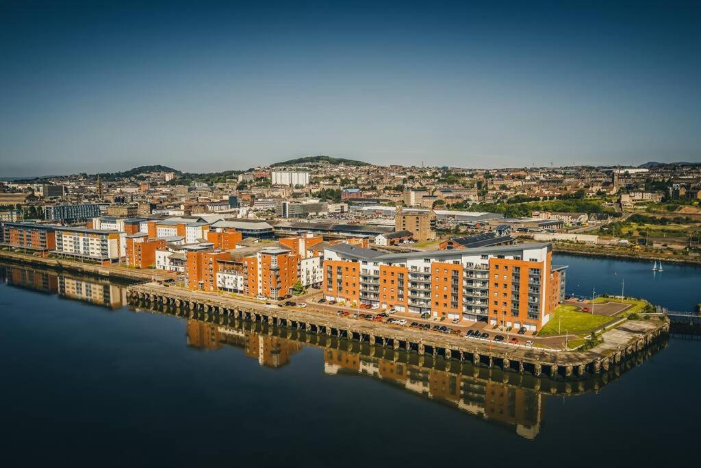 Marine Parade With River View * Dundee