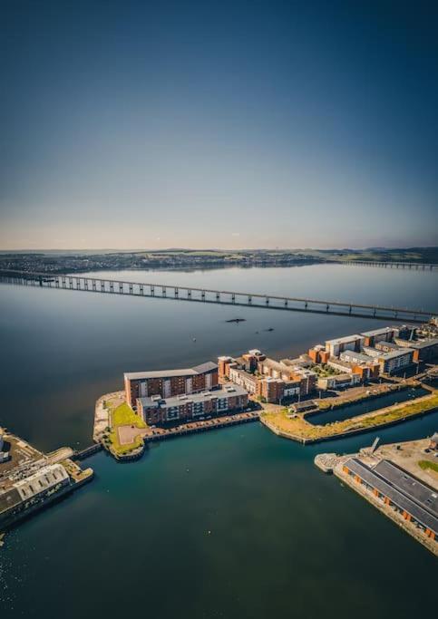 Marine Parade With River View *